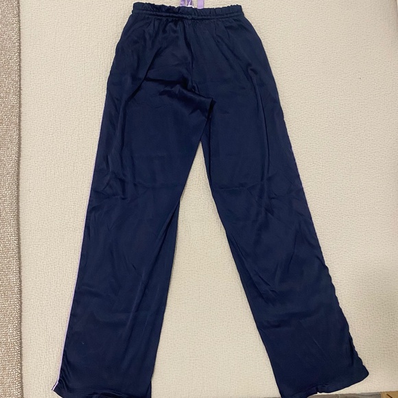 Victoria Secret Satin set - Picture 5 of 5